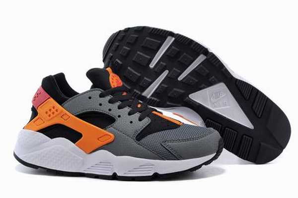 nike huarache noir daim